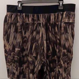 Men’s Lululemon Patterned Brown Black Purple